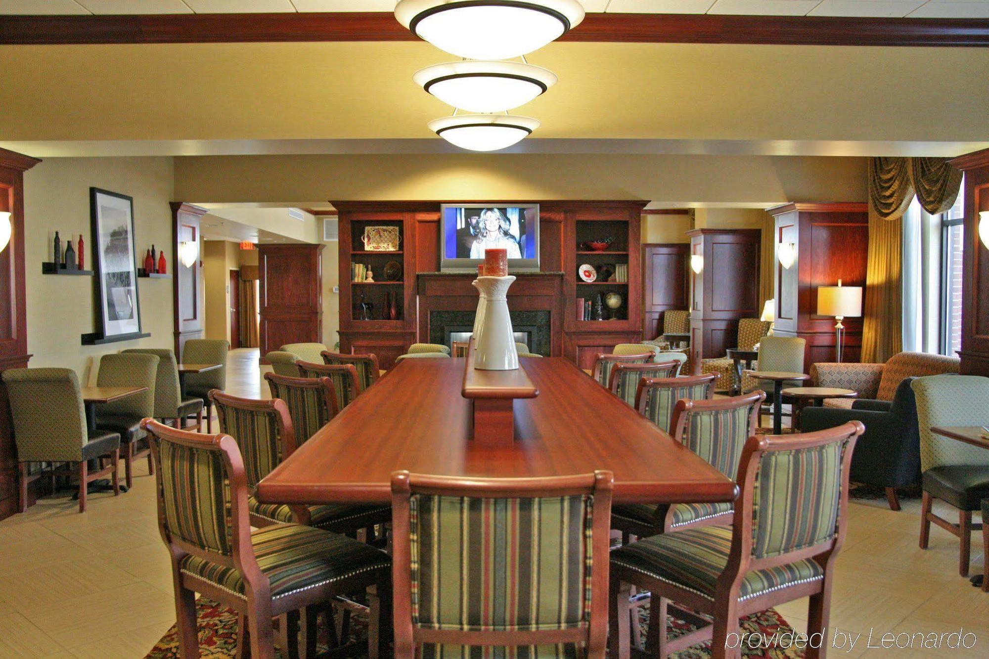 Hampton Inn Indianapolis Northwest - Park 100 Restaurant photo